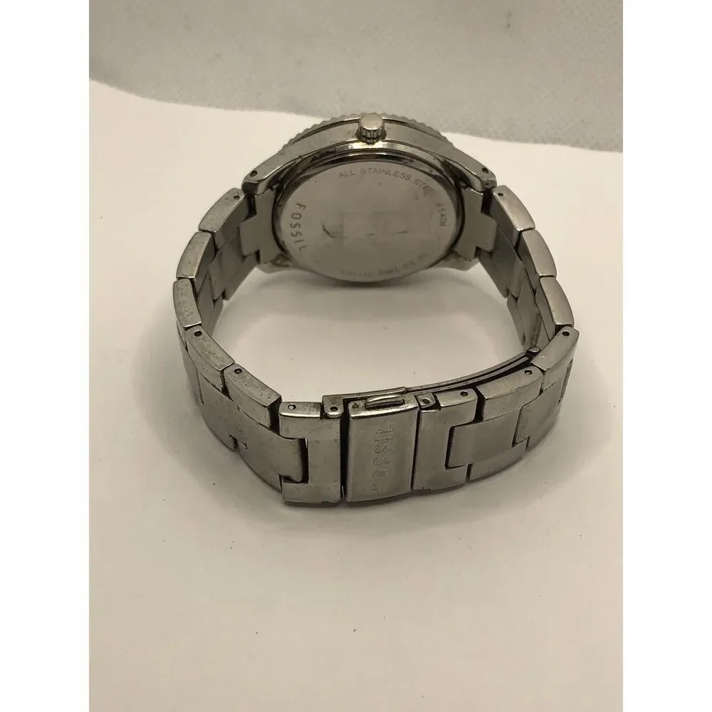 Fossil ES2860 Womens Silver Stainless Steel Analog Dial Quartz Wrist Watch HK532